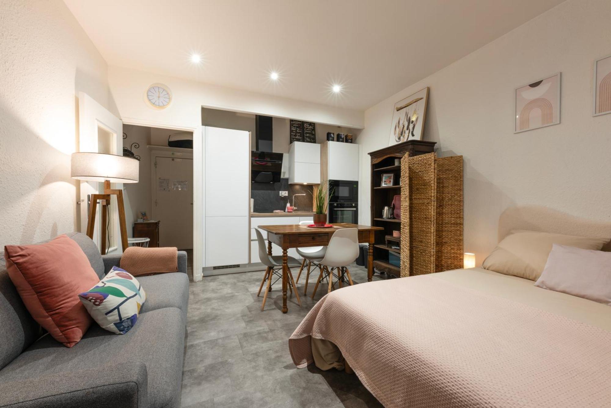 La Casita - Studio Confort Avec Parking Prive - Lit Douillet - Centre Uzes, Pont Du Gard Dış mekan fotoğraf